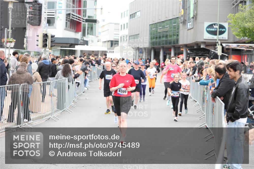 12.06.2026 - Holstenköstenlauf Andreas Tolksdorf http://msf.ph/oto/9745489 12.06.2026 18:08:34 Laufen 4465, 4399, 698, 3036 meine-sportfotos.de