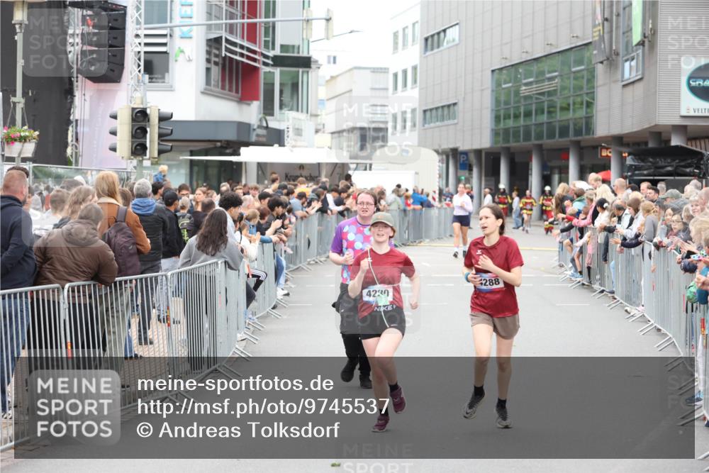 12.06.2026 - Holstenköstenlauf Andreas Tolksdorf http://msf.ph/oto/9745537 12.06.2026 18:09:35 Laufen 4230, 288 meine-sportfotos.de