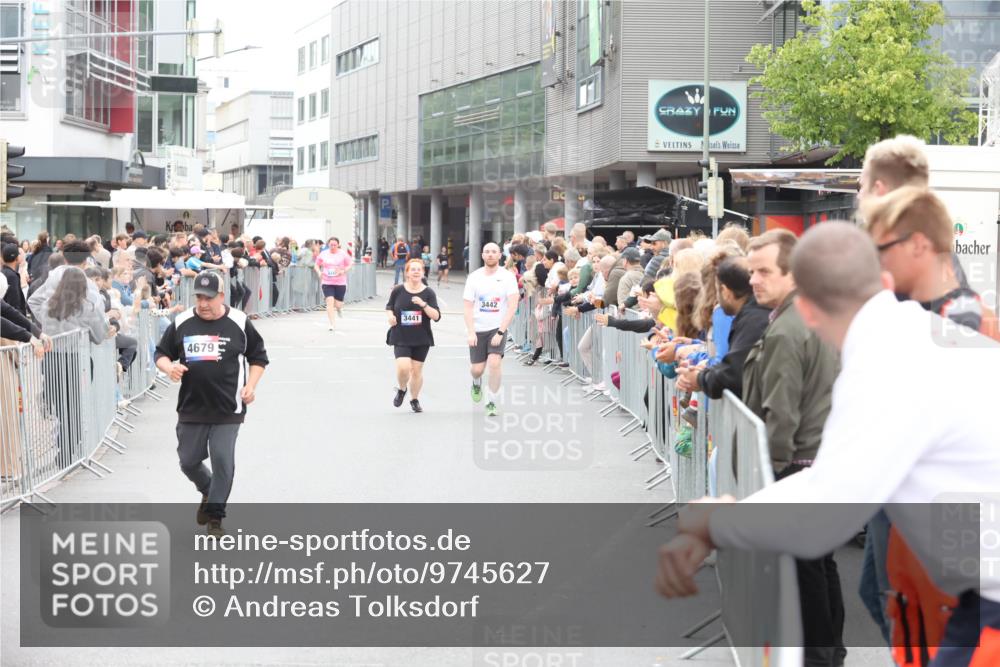 12.06.2026 - Holstenköstenlauf Andreas Tolksdorf http://msf.ph/oto/9745627 12.06.2026 18:12:01 Laufen 4679, 3441, 3442 meine-sportfotos.de