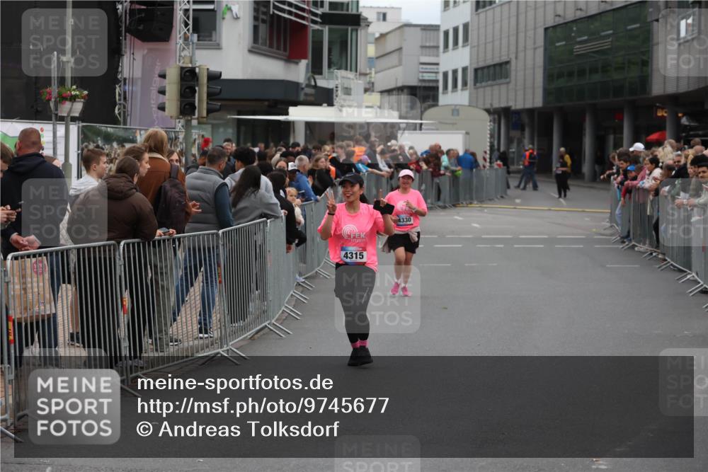12.06.2026 - Holstenköstenlauf Andreas Tolksdorf http://msf.ph/oto/9745677 12.06.2026 18:14:43 Laufen 4315 meine-sportfotos.de