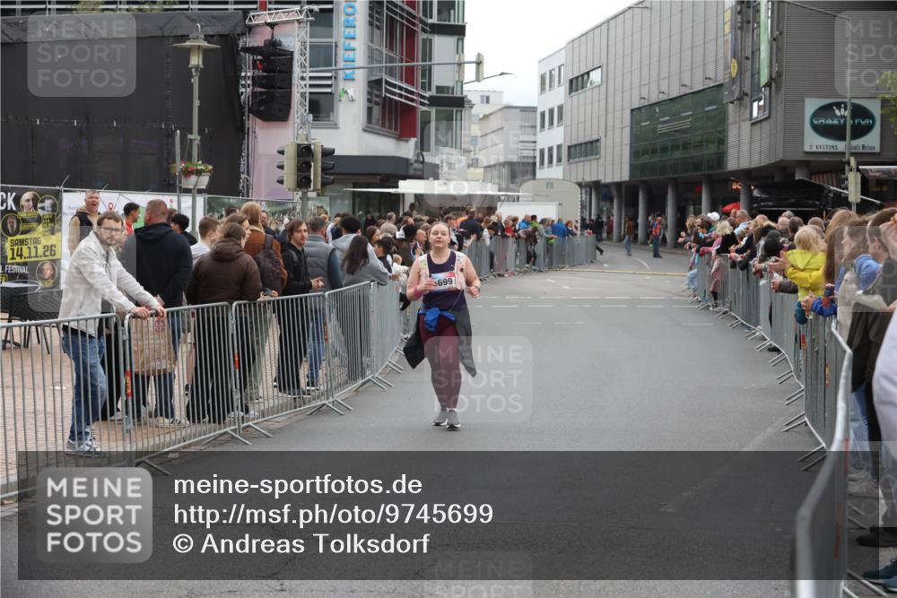 12.06.2026 - Holstenköstenlauf Andreas Tolksdorf http://msf.ph/oto/9745699 12.06.2026 18:15:27 Laufen 14, 11, 26, 699 meine-sportfotos.de