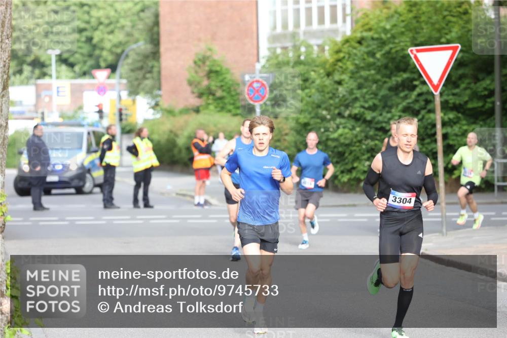 12.06.2026 - Holstenköstenlauf Andreas Tolksdorf http://msf.ph/oto/9745733 12.06.2026 19:07:52 Laufen 3304 meine-sportfotos.de