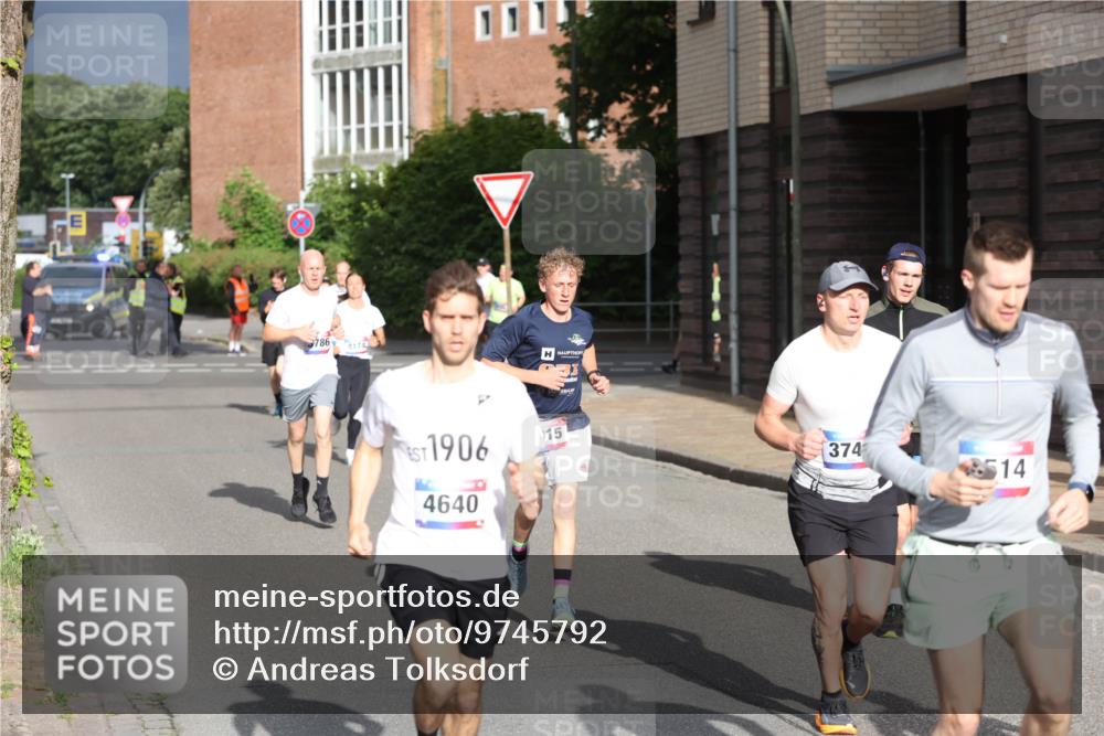 12.06.2026 - Holstenköstenlauf Andreas Tolksdorf http://msf.ph/oto/9745792 12.06.2026 19:08:40 Laufen 786, 4174, 1906, 4640, 15, 374, 514 meine-sportfotos.de