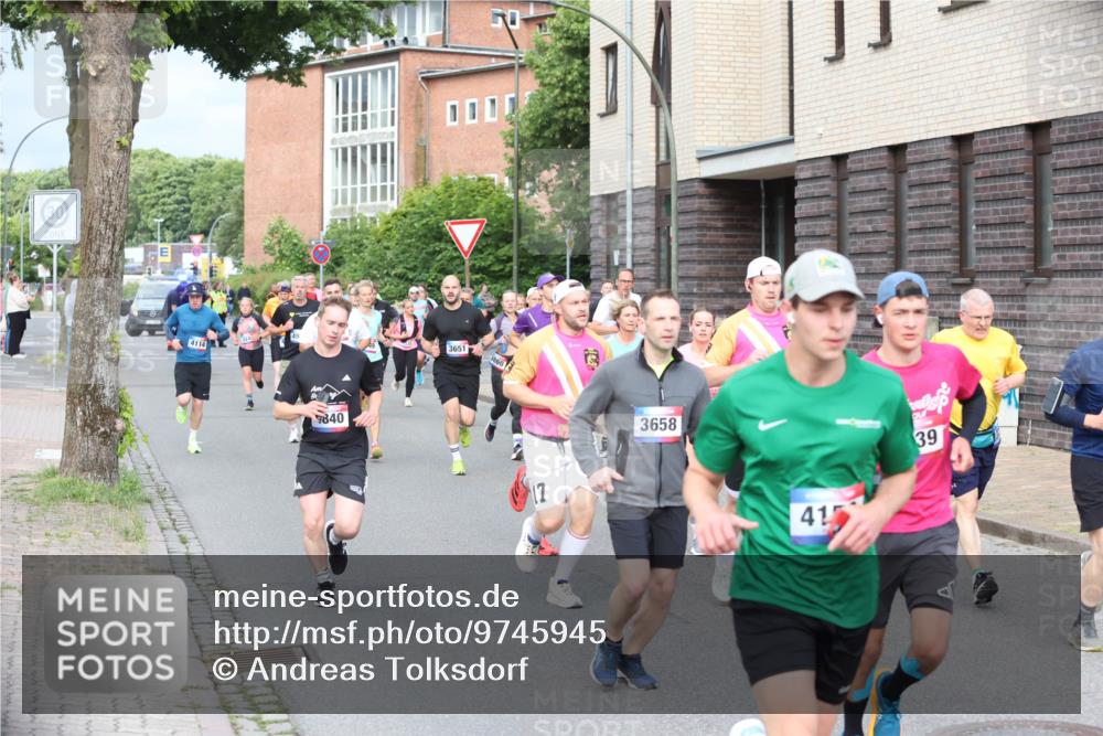 12.06.2026 - Holstenköstenlauf Andreas Tolksdorf http://msf.ph/oto/9745945 12.06.2026 19:10:09 Laufen 4114, 9840, 3651, 860, 17, 10, 3658, 41, 39 meine-sportfotos.de