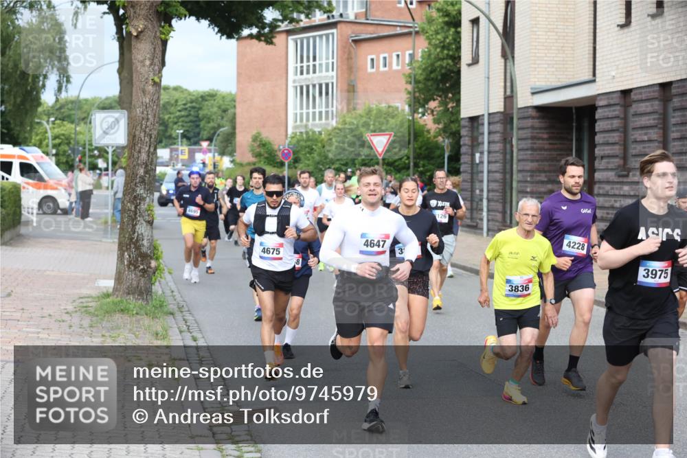 12.06.2026 - Holstenköstenlauf Andreas Tolksdorf http://msf.ph/oto/9745979 12.06.2026 19:10:32 Laufen 4695, 4675, 4647, 126, 3836, 4228, 3975 meine-sportfotos.de