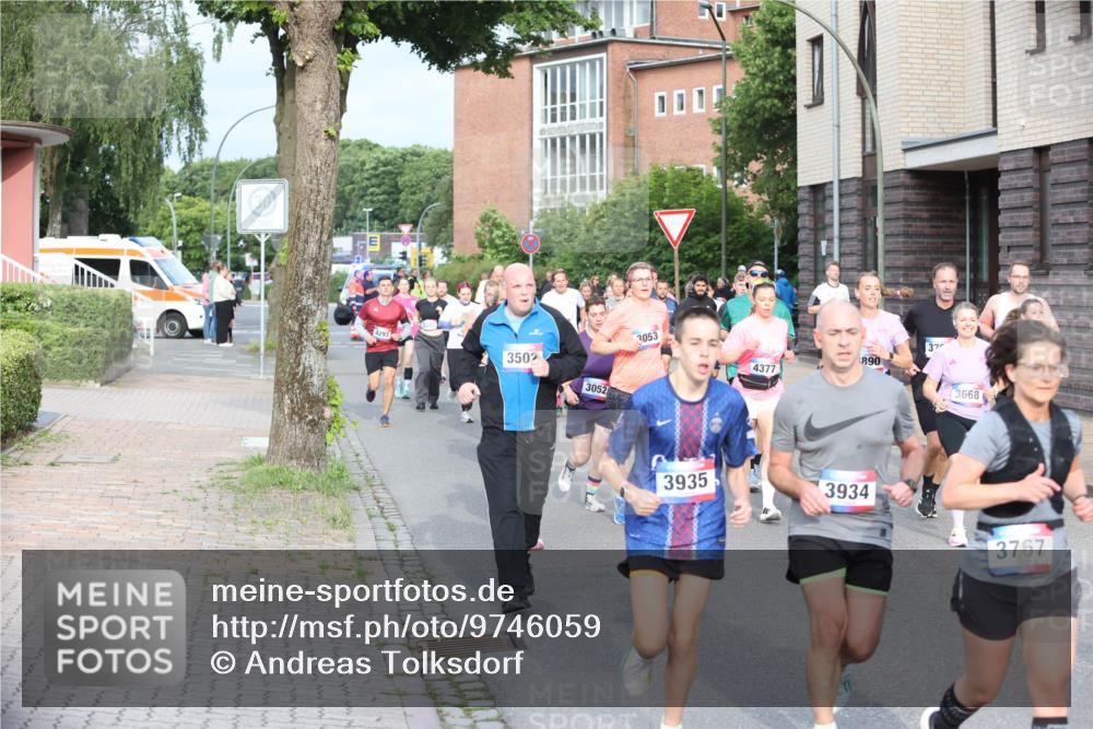 12.06.2026 - Holstenköstenlauf Andreas Tolksdorf http://msf.ph/oto/9746059 12.06.2026 19:11:12 Laufen 4293, 3502, 3052, 0005, 3053, 4377, 890, 3935, 3934, 370, 3668, 3767 meine-sportfotos.de
