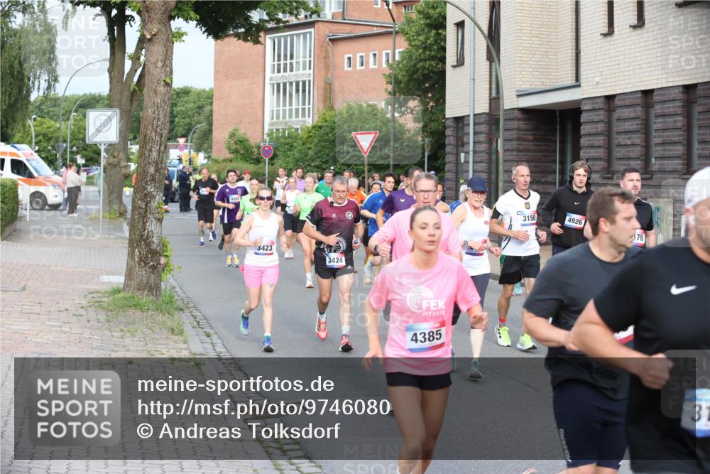 12.06.2026 - Holstenköstenlauf Andreas Tolksdorf http://msf.ph/oto/9746080 12.06.2026 19:11:28 Laufen 3423, 3424, 0000, 207, 4385, 3150, 4926, 178, 31 meine-sportfotos.de