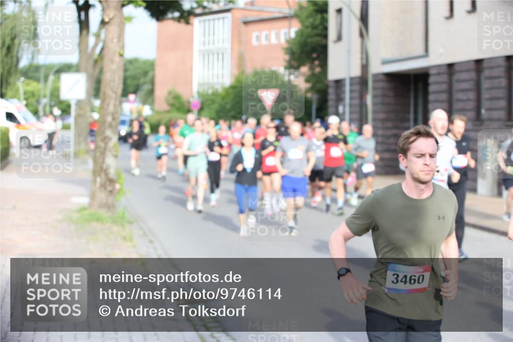 12.06.2026 - Holstenköstenlauf Andreas Tolksdorf http://msf.ph/oto/9746114 12.06.2026 19:11:49 Laufen 3460 meine-sportfotos.de