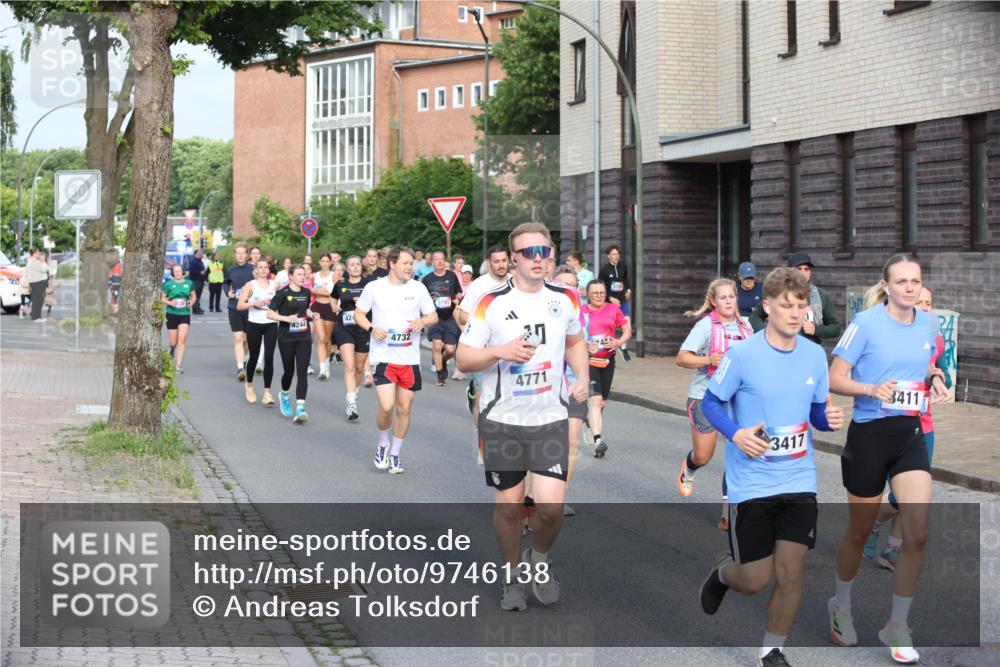 12.06.2026 - Holstenköstenlauf Andreas Tolksdorf http://msf.ph/oto/9746138 12.06.2026 19:12:03 Laufen 0, 1, 4244, 424, 4732, 4771, 749, 3417, 3411 meine-sportfotos.de