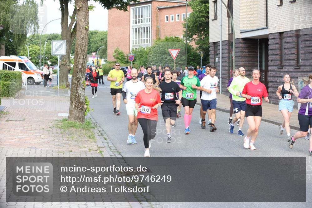 12.06.2026 - Holstenköstenlauf Andreas Tolksdorf http://msf.ph/oto/9746249 12.06.2026 19:13:16 Laufen 347, 3974, 3184, 3472, 4491, 4791, 4401 meine-sportfotos.de