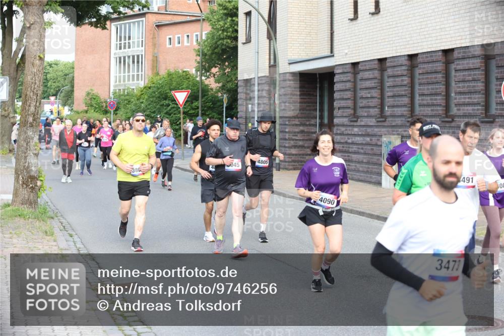 12.06.2026 - Holstenköstenlauf Andreas Tolksdorf http://msf.ph/oto/9746256 12.06.2026 19:13:19 Laufen 045, 4805, 48, 380, 4090, 491, 08, 3471 meine-sportfotos.de