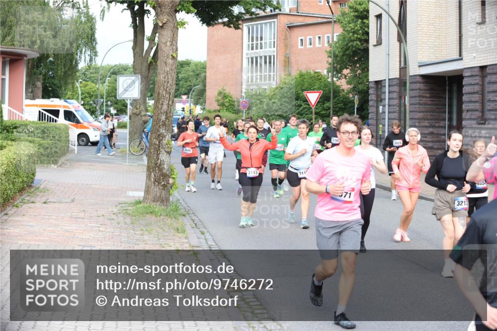 12.06.2026 - Holstenköstenlauf Andreas Tolksdorf http://msf.ph/oto/9746272 12.06.2026 19:13:31 Laufen 3113, 133, 3766, 371, 3523, 3213, 854 meine-sportfotos.de