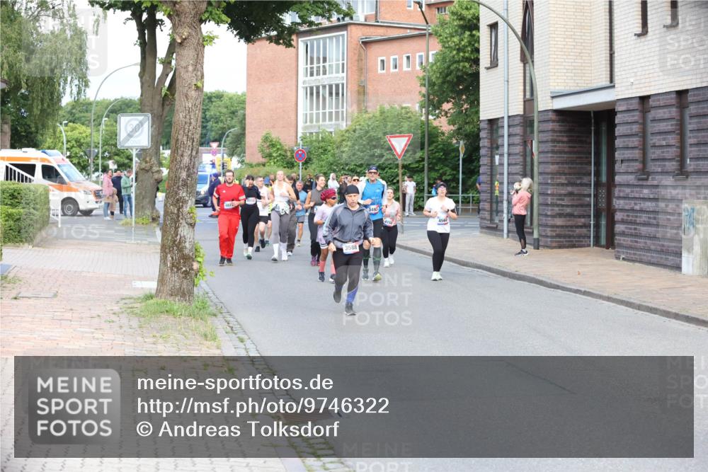 12.06.2026 - Holstenköstenlauf Andreas Tolksdorf http://msf.ph/oto/9746322 12.06.2026 19:14:15 Laufen 3, 4822, 3588, 4560 meine-sportfotos.de