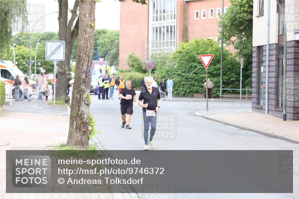 12.06.2026 - Holstenköstenlauf Andreas Tolksdorf http://msf.ph/oto/9746372 12.06.2026 19:16:00 Laufen 3772 meine-sportfotos.de