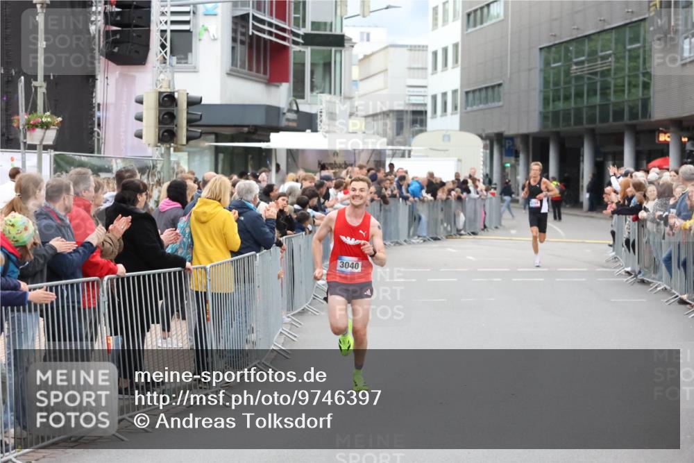 12.06.2026 - Holstenköstenlauf Andreas Tolksdorf http://msf.ph/oto/9746397 12.06.2026 19:38:22 Laufen  meine-sportfotos.de