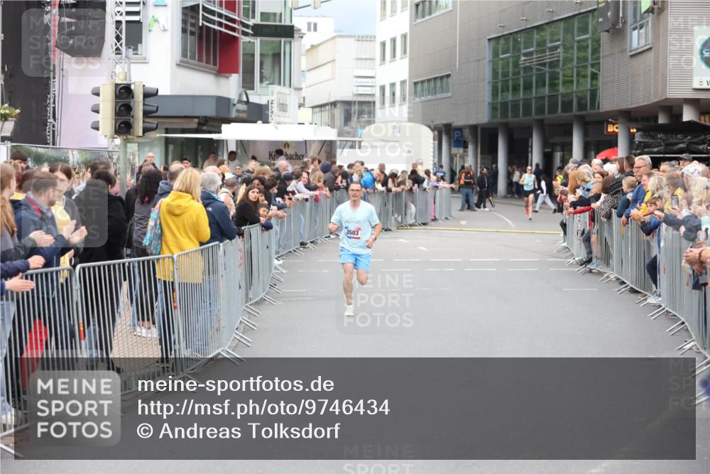 12.06.2026 - Holstenköstenlauf Andreas Tolksdorf http://msf.ph/oto/9746434 12.06.2026 19:40:07 Laufen 3503 meine-sportfotos.de