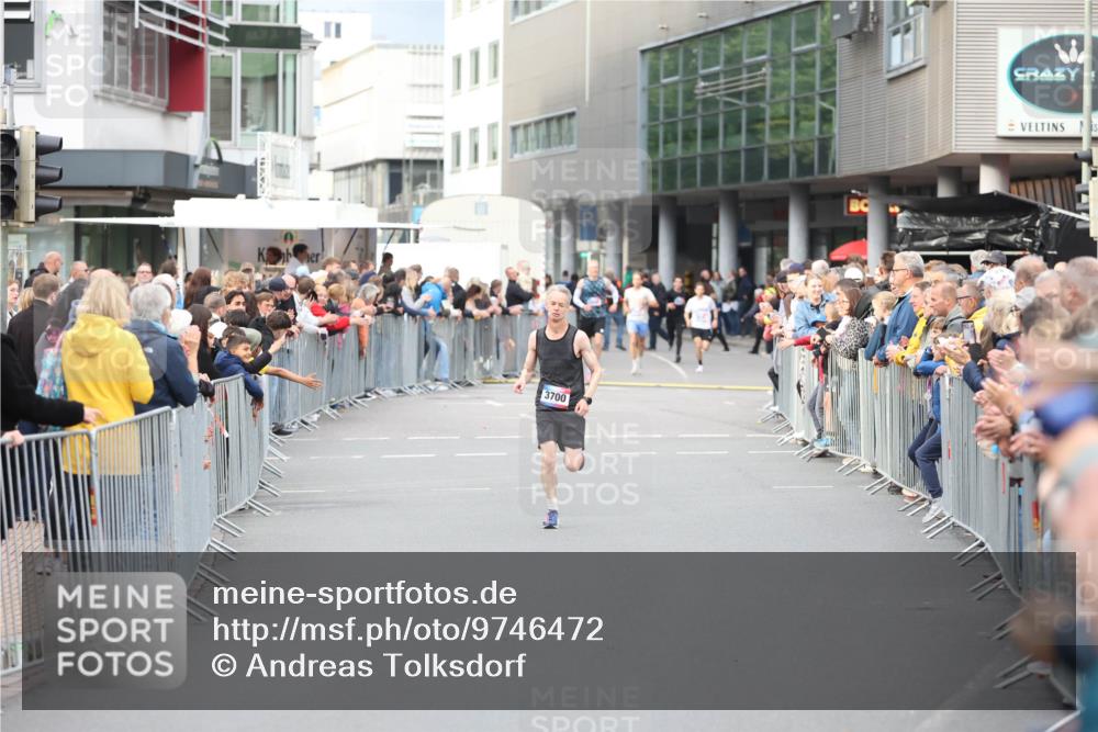12.06.2026 - Holstenköstenlauf Andreas Tolksdorf http://msf.ph/oto/9746472 12.06.2026 19:41:13 Laufen 3700 meine-sportfotos.de
