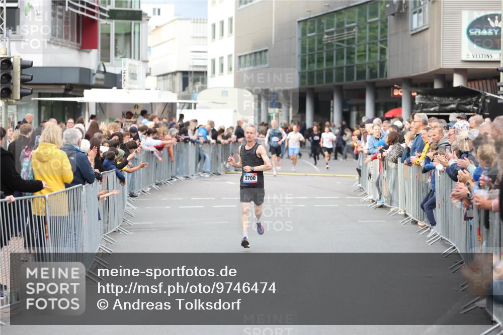 12.06.2026 - Holstenköstenlauf Andreas Tolksdorf http://msf.ph/oto/9746474 12.06.2026 19:41:13 Laufen 3700 meine-sportfotos.de