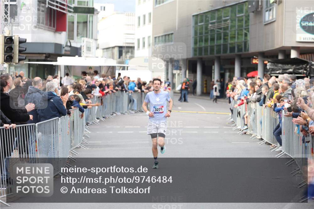 12.06.2026 - Holstenköstenlauf Andreas Tolksdorf http://msf.ph/oto/9746484 12.06.2026 19:41:36 Laufen 3271 meine-sportfotos.de