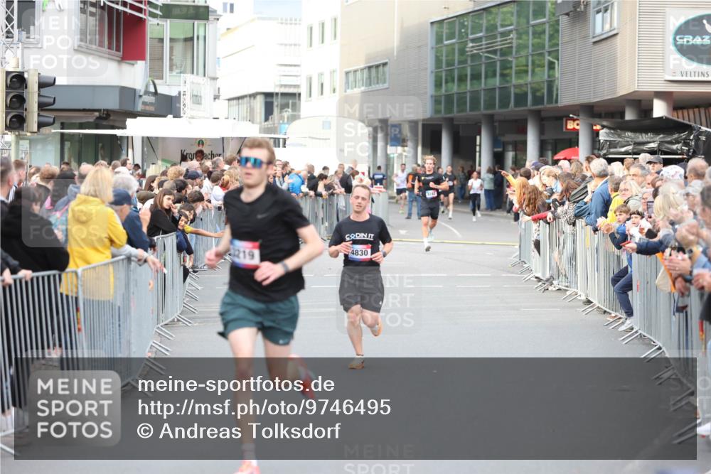 12.06.2026 - Holstenköstenlauf Andreas Tolksdorf http://msf.ph/oto/9746495 12.06.2026 19:42:07 Laufen 219, 4830, 4242 meine-sportfotos.de