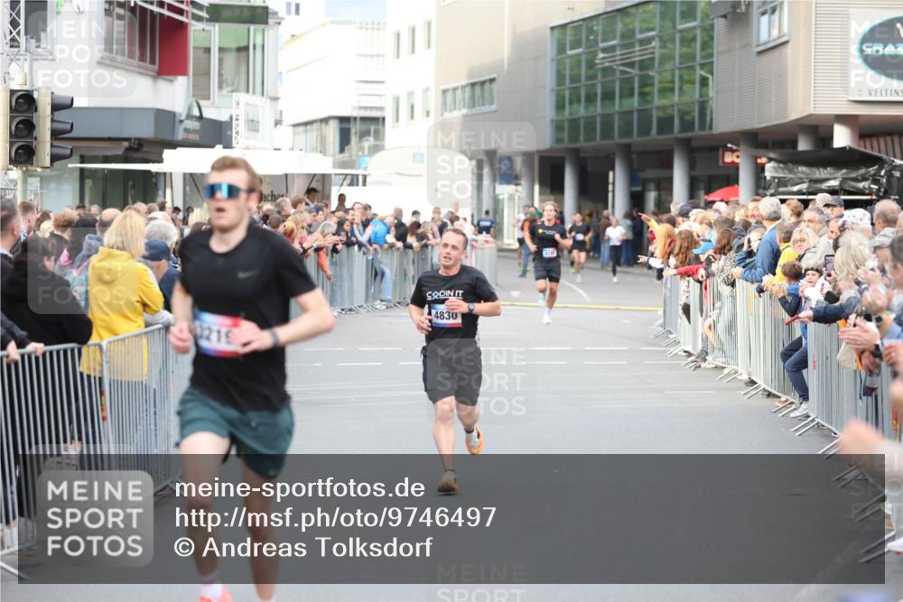 12.06.2026 - Holstenköstenlauf Andreas Tolksdorf http://msf.ph/oto/9746497 12.06.2026 19:42:07 Laufen 1219, 4830 meine-sportfotos.de