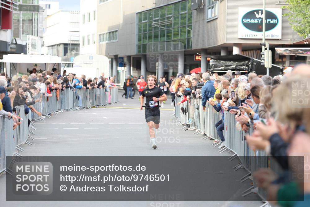 12.06.2026 - Holstenköstenlauf Andreas Tolksdorf http://msf.ph/oto/9746501 12.06.2026 19:42:11 Laufen 4242 meine-sportfotos.de