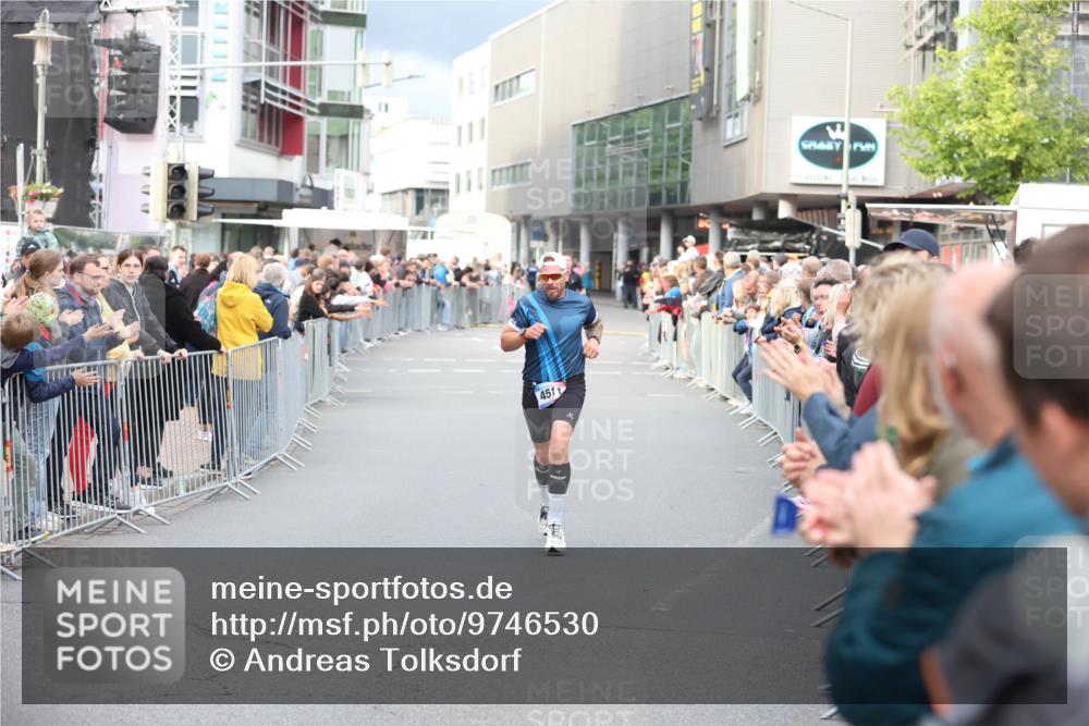 12.06.2026 - Holstenköstenlauf Andreas Tolksdorf http://msf.ph/oto/9746530 12.06.2026 19:43:09 Laufen 451 meine-sportfotos.de