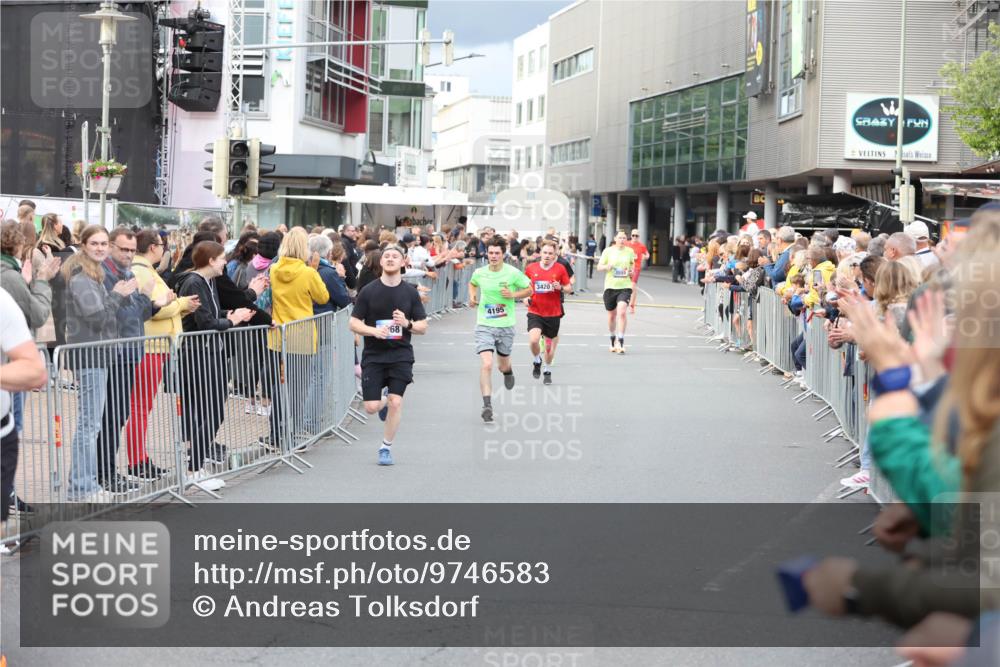 12.06.2026 - Holstenköstenlauf Andreas Tolksdorf http://msf.ph/oto/9746583 12.06.2026 19:44:16 Laufen 68, 4195, 3420 meine-sportfotos.de