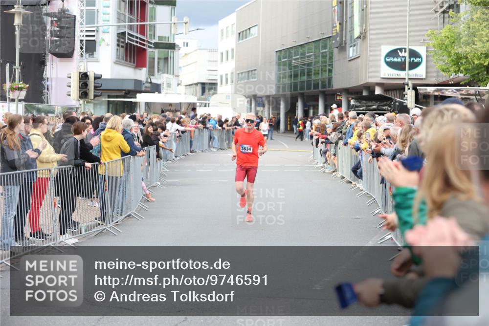 12.06.2026 - Holstenköstenlauf Andreas Tolksdorf http://msf.ph/oto/9746591 12.06.2026 19:44:24 Laufen 3634 meine-sportfotos.de
