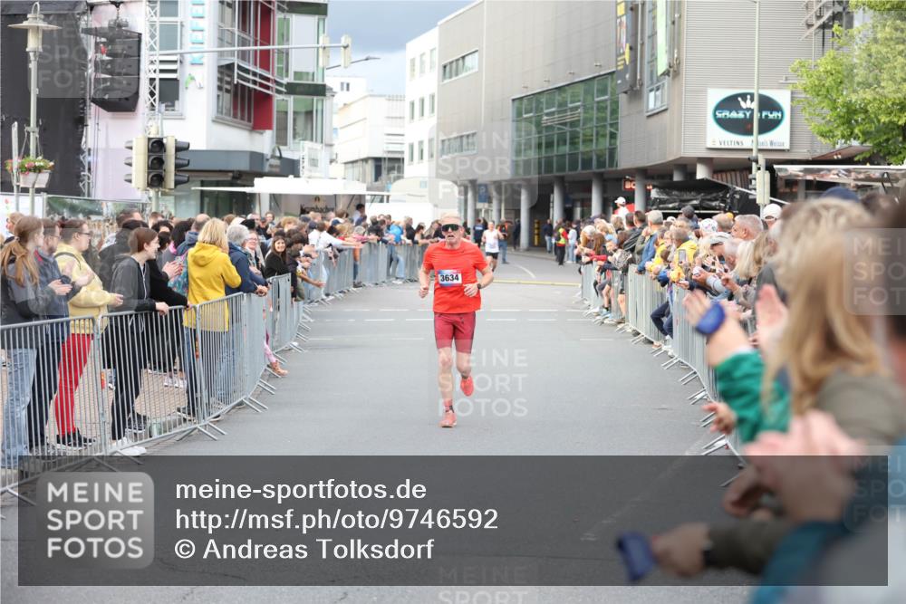 12.06.2026 - Holstenköstenlauf Andreas Tolksdorf http://msf.ph/oto/9746592 12.06.2026 19:44:25 Laufen 3634 meine-sportfotos.de