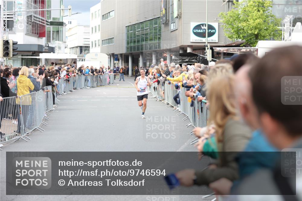 12.06.2026 - Holstenköstenlauf Andreas Tolksdorf http://msf.ph/oto/9746594 12.06.2026 19:44:34 Laufen 3956 meine-sportfotos.de
