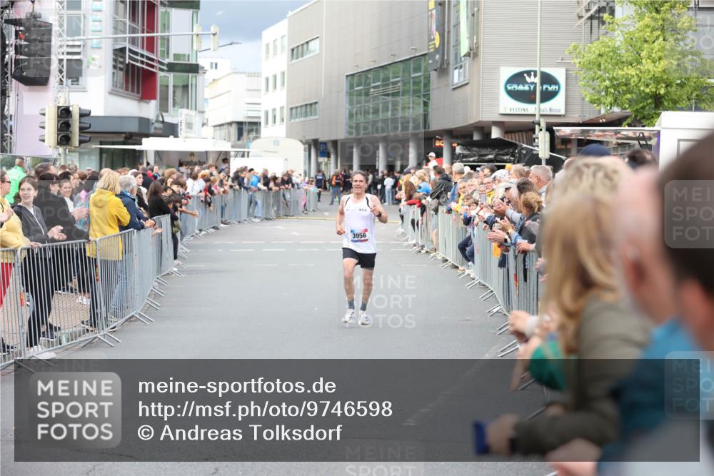12.06.2026 - Holstenköstenlauf Andreas Tolksdorf http://msf.ph/oto/9746598 12.06.2026 19:44:35 Laufen 3956, 0 meine-sportfotos.de