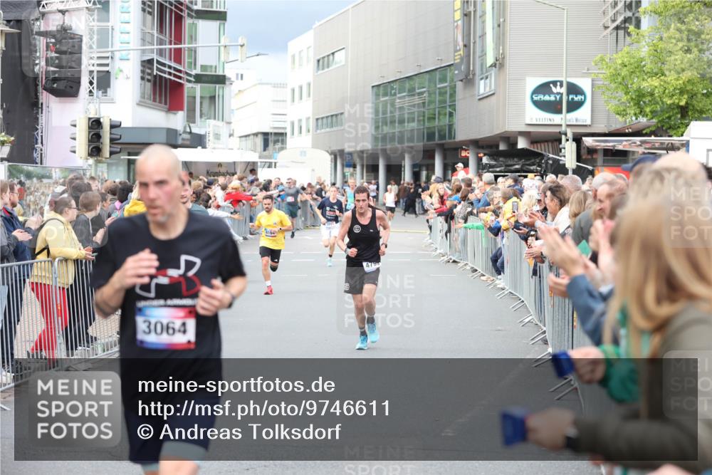 12.06.2026 - Holstenköstenlauf Andreas Tolksdorf http://msf.ph/oto/9746611 12.06.2026 19:45:00 Laufen 3064, 4164, 4799 meine-sportfotos.de
