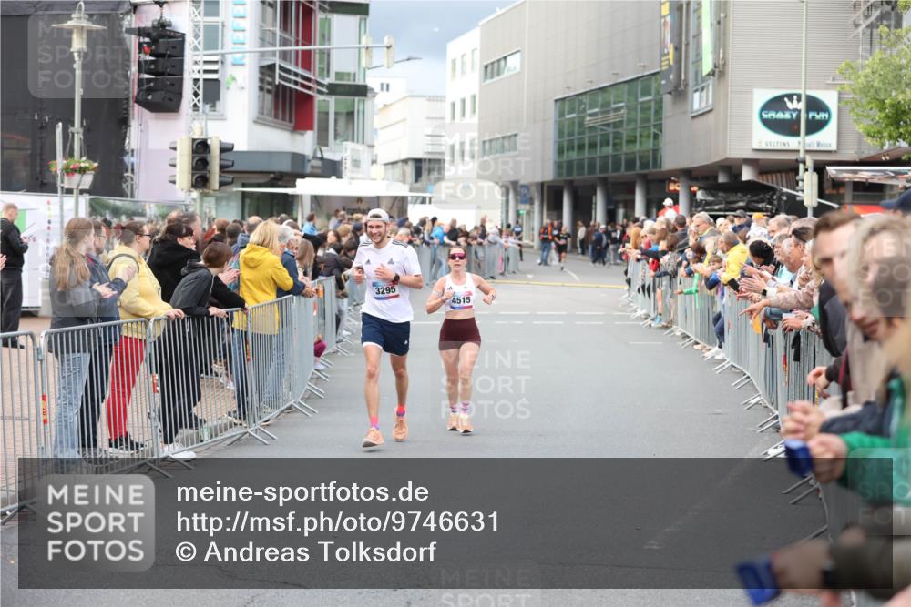 12.06.2026 - Holstenköstenlauf Andreas Tolksdorf http://msf.ph/oto/9746631 12.06.2026 19:45:21 Laufen 3295, 4515 meine-sportfotos.de