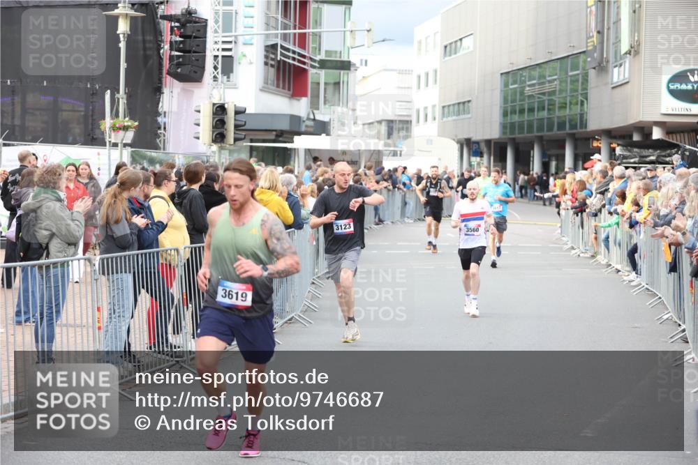 12.06.2026 - Holstenköstenlauf Andreas Tolksdorf http://msf.ph/oto/9746687 12.06.2026 19:46:42 Laufen 3619, 3123, 3560, 3617 meine-sportfotos.de