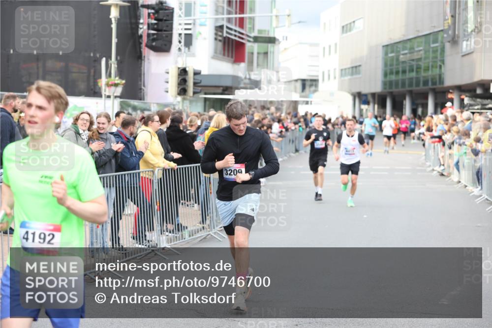 12.06.2026 - Holstenköstenlauf Andreas Tolksdorf http://msf.ph/oto/9746700 12.06.2026 19:46:52 Laufen 4192, 3209 meine-sportfotos.de