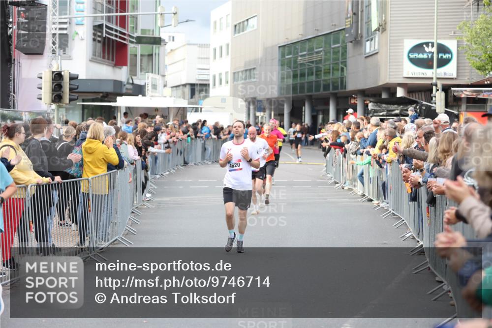12.06.2026 - Holstenköstenlauf Andreas Tolksdorf http://msf.ph/oto/9746714 12.06.2026 19:47:02 Laufen 4620 meine-sportfotos.de