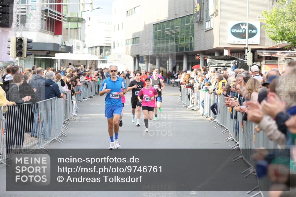 12.06.2026 - Holstenköstenlauf Andreas Tolksdorf http://msf.ph/oto/9746761 12.06.2026 19:47:45 Laufen 20, 48, 3309, 4255, 4574 meine-sportfotos.de