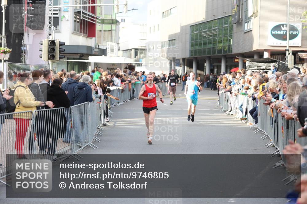 12.06.2026 - Holstenköstenlauf Andreas Tolksdorf http://msf.ph/oto/9746805 12.06.2026 19:48:25 Laufen 850 meine-sportfotos.de