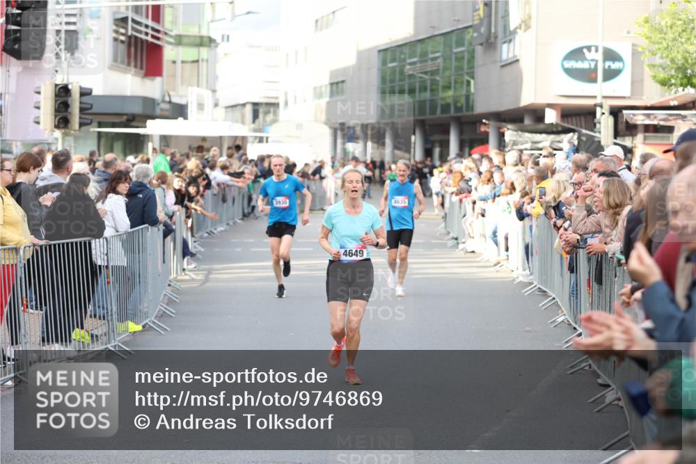 12.06.2026 - Holstenköstenlauf Andreas Tolksdorf http://msf.ph/oto/9746869 12.06.2026 19:49:18 Laufen 3930, 4649, 4635 meine-sportfotos.de