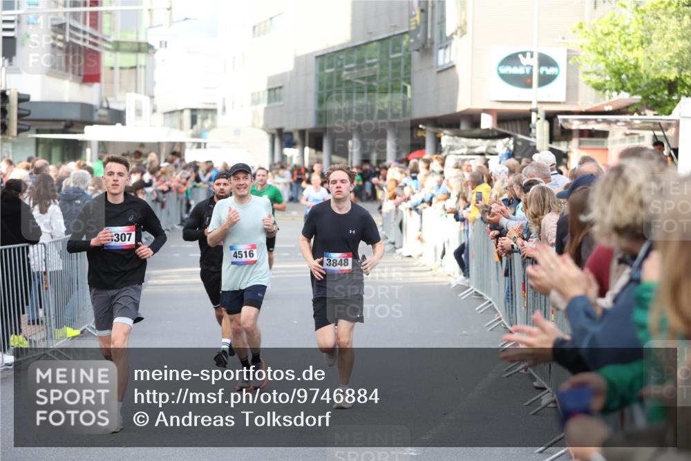 12.06.2026 - Holstenköstenlauf Andreas Tolksdorf http://msf.ph/oto/9746884 12.06.2026 19:49:27 Laufen 307, 4516, 3848 meine-sportfotos.de
