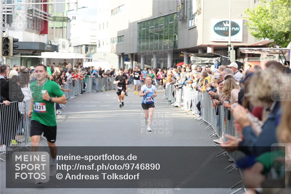 12.06.2026 - Holstenköstenlauf Andreas Tolksdorf http://msf.ph/oto/9746890 12.06.2026 19:49:31 Laufen 4121, 3875 meine-sportfotos.de