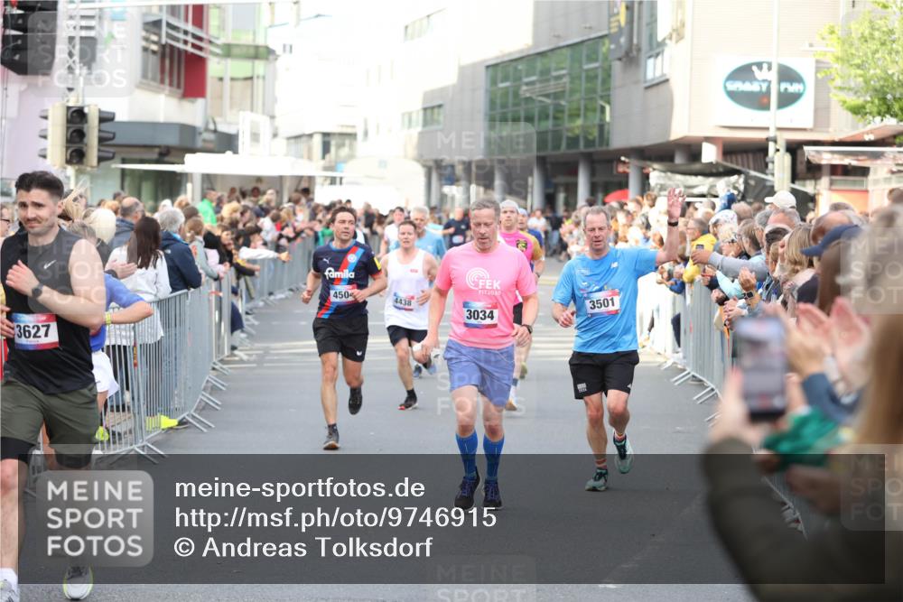 12.06.2026 - Holstenköstenlauf Andreas Tolksdorf http://msf.ph/oto/9746915 12.06.2026 19:49:45 Laufen 3627, 450, 4438, 2030, 3034, 3501 meine-sportfotos.de
