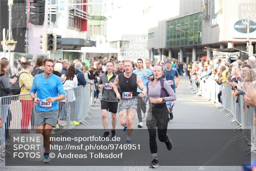 12.06.2026 - Holstenköstenlauf Andreas Tolksdorf http://msf.ph/oto/9746951 12.06.2026 19:50:22 Laufen 3567, 365, 3436, 259 meine-sportfotos.de