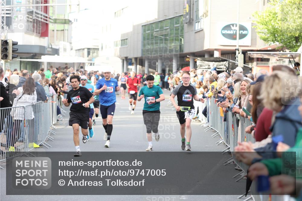 12.06.2026 - Holstenköstenlauf Andreas Tolksdorf http://msf.ph/oto/9747005 12.06.2026 19:51:06 Laufen 3731, 3754, 4576, 3888 meine-sportfotos.de