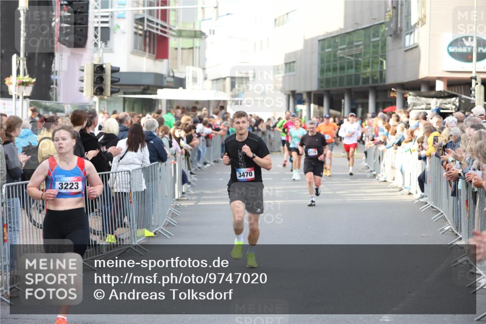 12.06.2026 - Holstenköstenlauf Andreas Tolksdorf http://msf.ph/oto/9747020 12.06.2026 19:51:18 Laufen 3223, 3470, 4719 meine-sportfotos.de