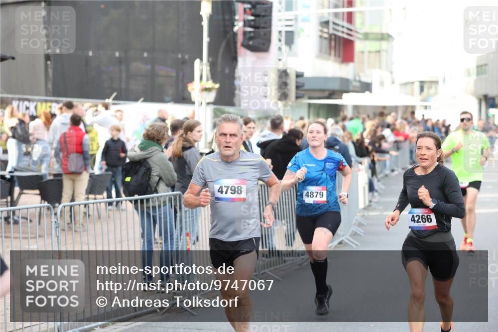 12.06.2026 - Holstenköstenlauf Andreas Tolksdorf http://msf.ph/oto/9747067 12.06.2026 19:51:42 Laufen 4798, 4879, 4266 meine-sportfotos.de