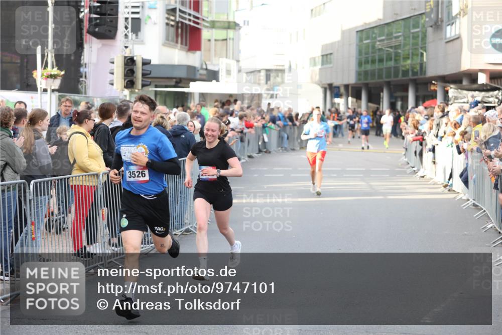12.06.2026 - Holstenköstenlauf Andreas Tolksdorf http://msf.ph/oto/9747101 12.06.2026 19:52:12 Laufen 3526, 37 meine-sportfotos.de