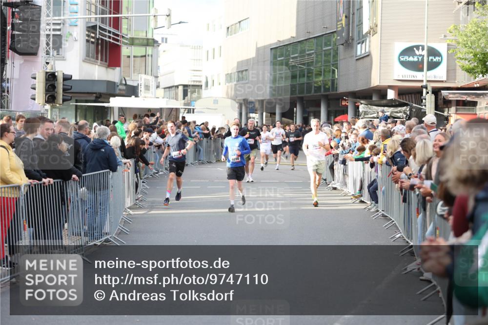 12.06.2026 - Holstenköstenlauf Andreas Tolksdorf http://msf.ph/oto/9747110 12.06.2026 19:52:25 Laufen 4895 meine-sportfotos.de