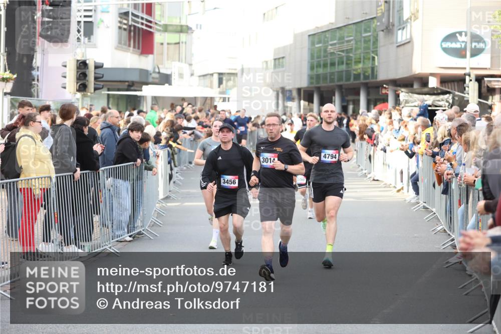12.06.2026 - Holstenköstenlauf Andreas Tolksdorf http://msf.ph/oto/9747181 12.06.2026 19:53:25 Laufen 3456, 3014, 550, 4794 meine-sportfotos.de
